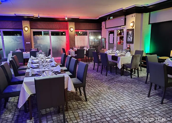 Hotel The Originals De L Ange 3*